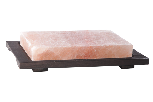 Zoutsteen roze met houten basis wenge 38 x 26,5 x 7 cm