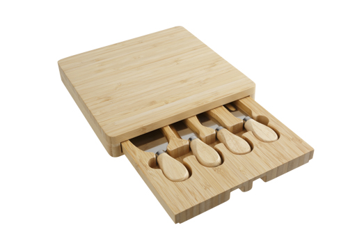 Schneidebrett mit 3er-Set Käsemesser 23 x 23 x 3,5 cm Bambus
