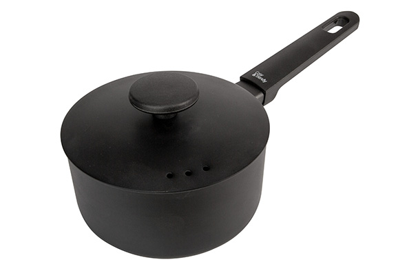 Full Black sauspan zwart Ø 16 x H 7,8 cm alum inium met deksel alle vuren
