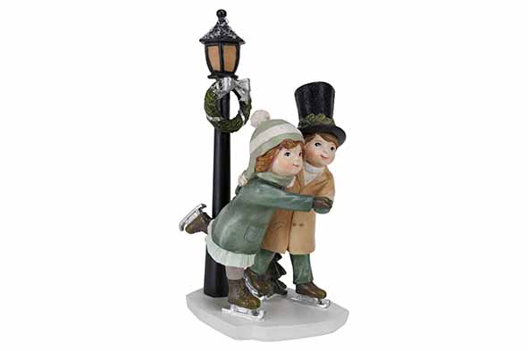 Ornament Boy-Girl Skating groen 12,8 x 9,2 x 21,2 cm polyresin