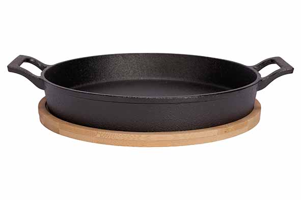 Gratinschotel gietijzer Ø 20 cm op plankje