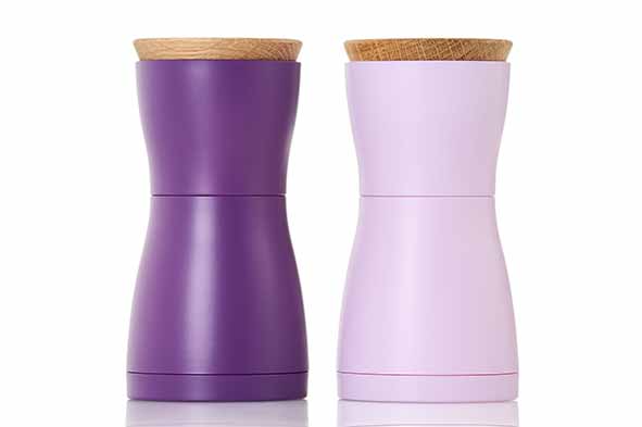 Twin peper- en zoutmolen set van 2 Ø 6,2 cm hoogte 13,3 cm paars-roze kunststof