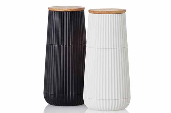 Scape set peper- en zoutmolen, wit en zwart, Ø 5,8 cm x H12,3 cm