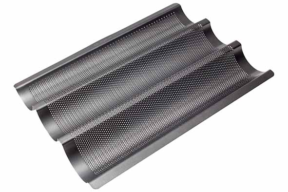 Laib & Seele bakplaat voor 3 stokbroden geperforeerd 39.5 x 29.6 x 4.1 cm