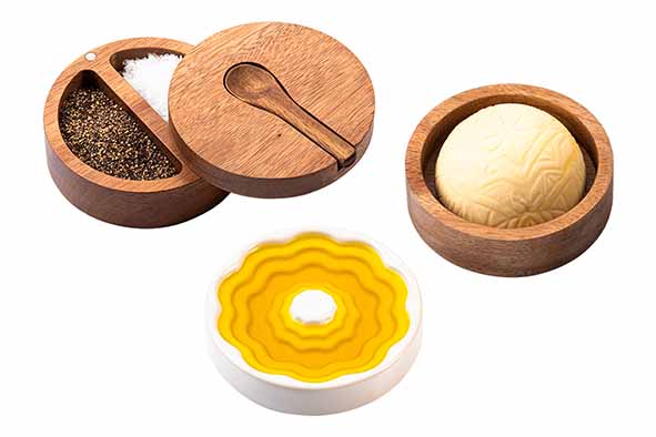 Set van 3 olijfolieschaaltje 37 ml, botervlootje 9 cm, zout- en peperbakje 9 cm