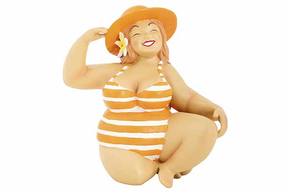Dame Sitting on Beach Weiß Orange Polyresin 9 x 13,5 x 13,5 cm