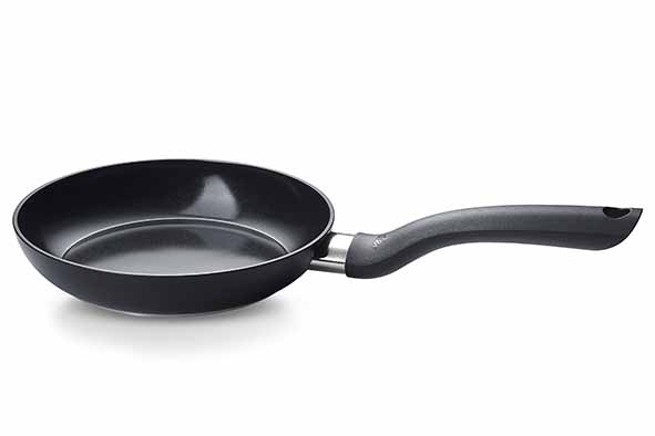 Essential braadpan, Ø 20 cm, aluminium, zwart, 40 x 21 x 8 cm