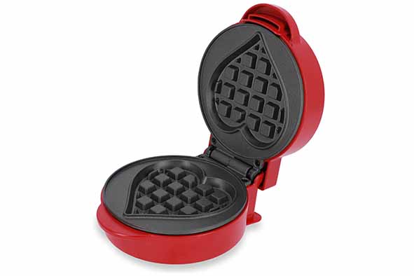 Mini wafelijzer hartvorm rood 12,9 x 16,4 x 8,7 cm